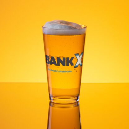 Shaker pint glass